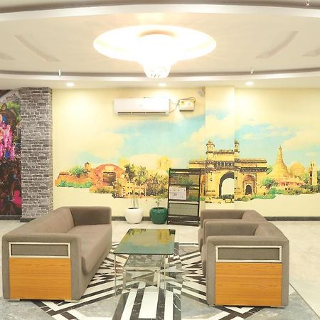 Inter Urban Hotel Rohtak Esterno foto
